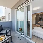 2 Bedroom Amazing In 아파트 *