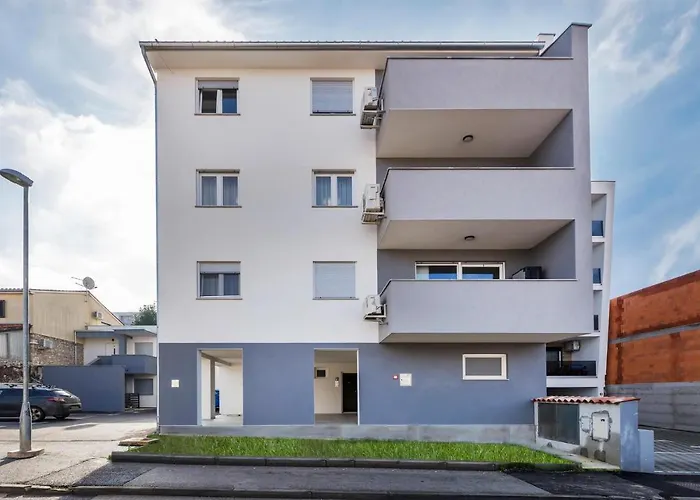 Cozy In With Wifi Πούλα