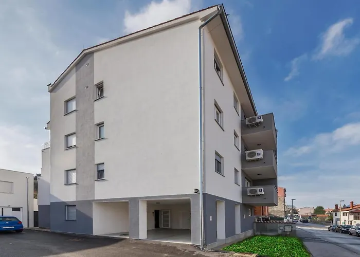 Cozy In With Wifi Διαμέρισμα